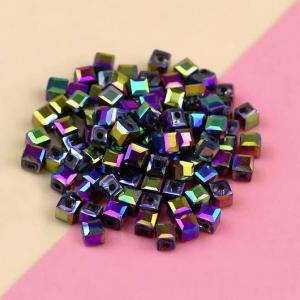 Бісер кубик хамелеон гранований 3,0мм (10шт)