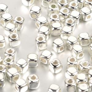 Підсадка для мормишки Сирний кубик Silver 4,0мм (10шт)
